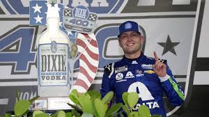 We need to detach the ladder from the front of the box, so i grab a hammer and start hitting the ladder. William Byron Wins Homestead To Give Nascar Another Surprise Winner