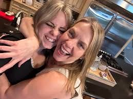 Happy 29th Birthday to my amazing “middle” child Alyssa Mount. So great  seeing you today my forever Valentine! WE LOVE YOU SO MUCH!🥰🥰🥰