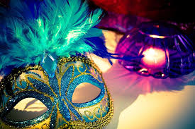 Laissez les bontemps rouler with this mardi gras dinner party theme! 7 Traditional Foods To Help Celebrate Mardi Gras Arts Culture Redandblack Com