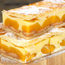 Vor dem servieren können dann bunter streusel auf den kuchen verteilt werden. Top Rezepte Leckerer Puddingkuchen Mit Blatterteig Facebook