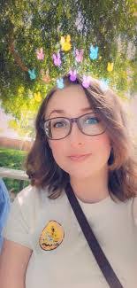 Laura Luttrell's Instagram, Twitter & Facebook