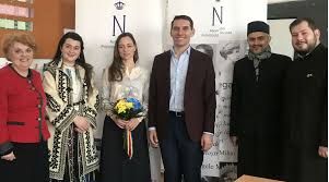 El a venit însoţit de logodnica sa. VizitÄƒ RegalÄƒ In DamboviÈ›a Principele Nicolae Al Romaniei A Fost Invitat La O È™coalÄƒ Din Serdanu Realitatea De DamboviÈ›a