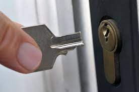 Door Lock Problems And How To Fix Them | Homeserve Usa
