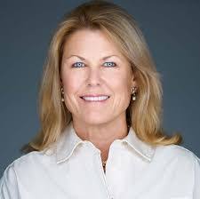 Melinda Cunningham's Instagram, Twitter & Facebook