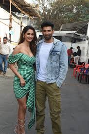 India, beta, and tezaab. apart from appearing in bollywood movies. Anil Kapoor Disha Patani Aditya Roy Kapur Others Snapped Promoting Malang In Mumbai