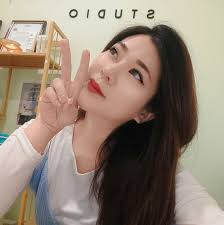 Everlynpopcorn 爆米花姐姐added a new...