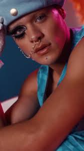 Stepping into the spotlight with @Drew Venegas in collaboration with  @SHEINX designer, Tim Hester in @The Future X’s new music video, Daffodil!  (P.S. killer dance moves not included) 🌼🌼🌼 ...