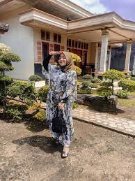 Gambar yang diunggah dan gambar yang diperbesar akan otomatis dihapus setelah 15 hari. Ootd Kondangan Orang Gemuk Hijab