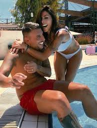 La notizie corre lungo il feed di instagram. Guendalina Tavassi Eto Carriera Marito Figli E Curiosita