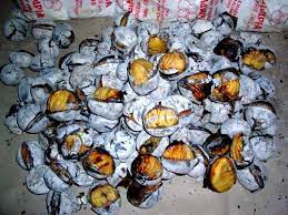 Check spelling or type a new query. Castagni Arrustuti Cu Sali Monreale News Notizie Eventi E Cronaca Su Monreale