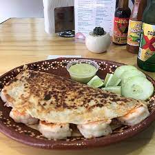 Fish taco / pescado taco $2.99. Quesadilla Gigante De Camaron Tortilla De Harina Burrera Queso Chihuahua Alambre De Tocino Con Camarones A La Plancha Bild Von El Anzuelito Taco Fish Ixtapan De La Sal Tripadvisor
