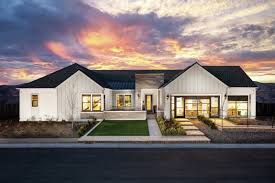 Frank betz house plans offers 51 modern farmhouse plans for sale, including beautiful homes like the allegheny and ansonborough. 24 Trendy Modern Farmhouse Exterior Styles Build Beautiful