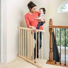 Evenflo Top Of Stair Extra Tall Wood Gate Best Baby Gates Baby Gates Top Of Stairs
