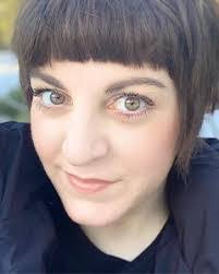 Leslie Waggoner's Instagram, Twitter & Facebook