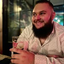 Johnny Keller's Instagram, Twitter & Facebook