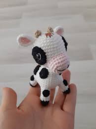 Su Siralar Televizyonlarda Cok Gordugumuz Ve Cocuklarimizin Cok Sevdigi Bir Orgu Oyuncak Modeli Ile Geldik Amigur 2020 Crochet Disney Amigurumi Dolgu Oyuncak Hayvan