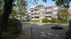 Bei gloveler können sie günstige unterkünfte direkt vergleichen und sofort online buchen. 3 Zimmer Wohnung Zu Vermieten Thomas Mann Strasse 119 41068 Monchengladbach Venn Mapio Net
