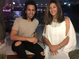 10 فنانين ارتبطو ولم يهتمو بفارق العمر. Ù‡Ø°Ù‡ Ø±Ø³Ø§Ù„Ø© Ù‡Ø´Ø§Ù… Ø¬Ù…Ø§Ù„ Ù„Ø¯Ù†ÙŠØ§ Ø³Ù…ÙŠØ± ØºØ§Ù†Ù… ÙÙŠ Ø¹ÙŠØ¯ Ù…ÙŠÙ„Ø§Ø¯Ù‡Ø§ Ù…ØµØ±Ø§ÙˆÙ‰