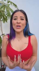 Karla Bustillos Team Karmas