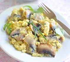 œufs Brouilles Champignons Et Rondele Envie De Bien Manger