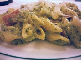 Spread the broccoli in a baking dish, sprinkle with the toasted sesame seeds and pour the gorgonzola mixture over top. Penne Con Speck Gorgonzola E Broccoli Picture Of Niki Bar Venice Tripadvisor