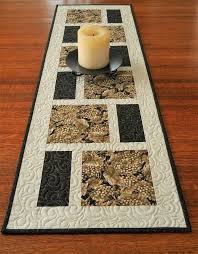 Textured Polo In 2020 Modern Table Runners Quilted Table Runners Patchwork Table Runner