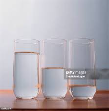 Image result for tbn:0tcIbC32SVa_GM::i5.photobucket.com/albums/y166/jeniferpease/rAnDoMM piiCS/glass-of-water.jpg