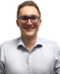 Ben Russell's Instagram, Twitter & Facebook