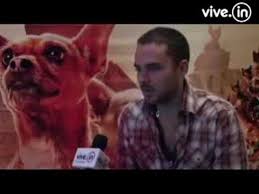 The award honors the accomplishments of hispanics of different areas and is a production of the latin pride magazine. Manolo Cardona En Una Chihuahua De Beverly Hills Youtube