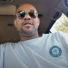 Andrew Collie's Instagram, Twitter & Facebook