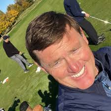 Good morning. I'm looking for a reasonably priced personal trainer who has  experience in nutrition and working with exhausted, overweight,  unmotivated, perimenopausal woman🤣 I laugh but am extremely serious. I'm  in serious