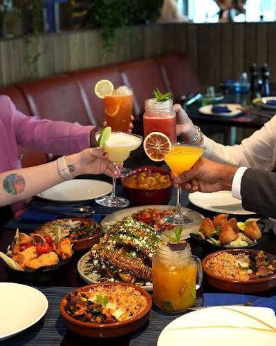 A proper feast with family and friends is sometimes all you need. استمتعوا  بأمسية لذيذة مليئة بأجواء جميلة ومرحة مع العائلة أو الأصدقاء! For  reservations, please call 4419 5510 or WhatsApp 6643