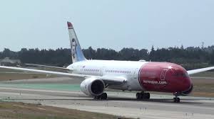 Boeing fan and blogger uresh sheth meticulously tracks every dreamliner through production, rollout and delivery. Norwegian Boeing 787 900 Dreamliner G Ckkl Taxing Malaga Lemg Youtube