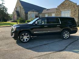 Learn more about the 2004 cadillac escalade. Car Review The Cadillac Escalade Esv Is Big On Luxury Style And Size Wtop