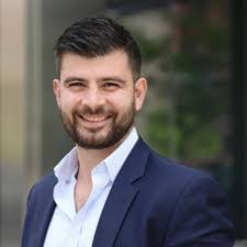 Devra Berkowitz's Instagram, Twitter & Facebook