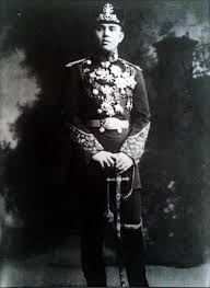 Jangan dikelirukan dengan ungku abdul aziz. Bangunan Balai Zahrah Yang Kian Usang Telegraph