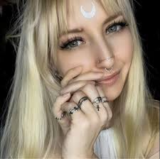 I support the bill by Senator @IleanaGarciaUSA to ban geoengineering and  weather modification. The Florida house, though, has gutted the bill and  actually codified the practices. We don't want to indulge this