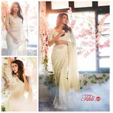 Celebrity Poses In Saree For Photography Ideas Tikli I would advise you to look at the poses together with your subject, especially if she's 6. celebrity poses in saree for