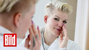 We would like to show you a description here but the site won't allow us. Melanie Muller Nach Der Zweiten Nasen Op Aus Ballermann Star In Der Klinik Youtube