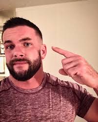 chris micheal (@Micheal1Chris)