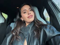 Claudia Prado Saavedra | Car selfies hit different always ...