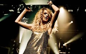 Come in with the rain (3:58). Taylor Swift Concert Wallpapers Taylor Swift Fearless Platinum Edition Tracklist 1280x804 Wallpaper Teahub Io