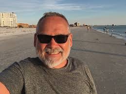 Happy Eclipse Day from St. Pete Beach! #wiggledmytoesinthesand  #thebeachismyhappyplace #sunsandandsea #vitaminsea #sunkissed  #crescenteclipse🌙 #onholidays #floridafamjam #bearsofinstagram #instabear  #instagay