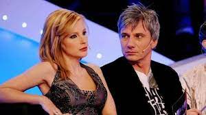 Különös, hullámokat vetett bochkor gábor kijelentése, aki élő műsorban tett megjegyzést sebestyén balázs házasságára. Fahrkarte Heldin Stock Bocskor Gabor Instagram Drucken Nachteil Sorgfaltiges Lesen