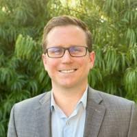 25900+ perfiles de «Myles»