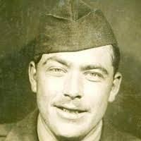 Max Roark's Instagram, Twitter & Facebook