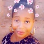 Leah Boas's Instagram, Twitter & Facebook