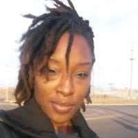 Ebony Gandy (@bluekissesbae)