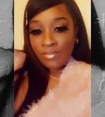 Sandra Overton's Instagram, Twitter & Facebook