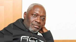 Agé de 65 ans, jacob desvarieux avait été hospitalisé le 12 en 1979, il avait créé le groupe kassav', pionnier du zouk. Derniere Minute Jacob Desvarieux Star De Kassav En Reanimation Togo
